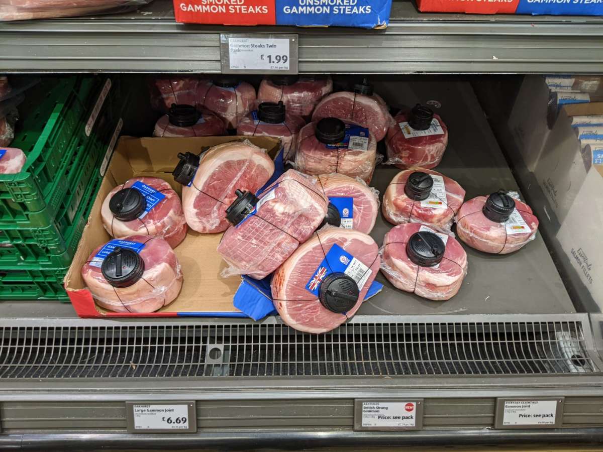 Zabezpieczenia antykradzieżowe na żywności w UK