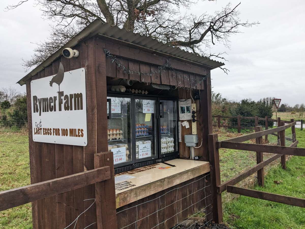 Świeże jakja z Rymer Farm